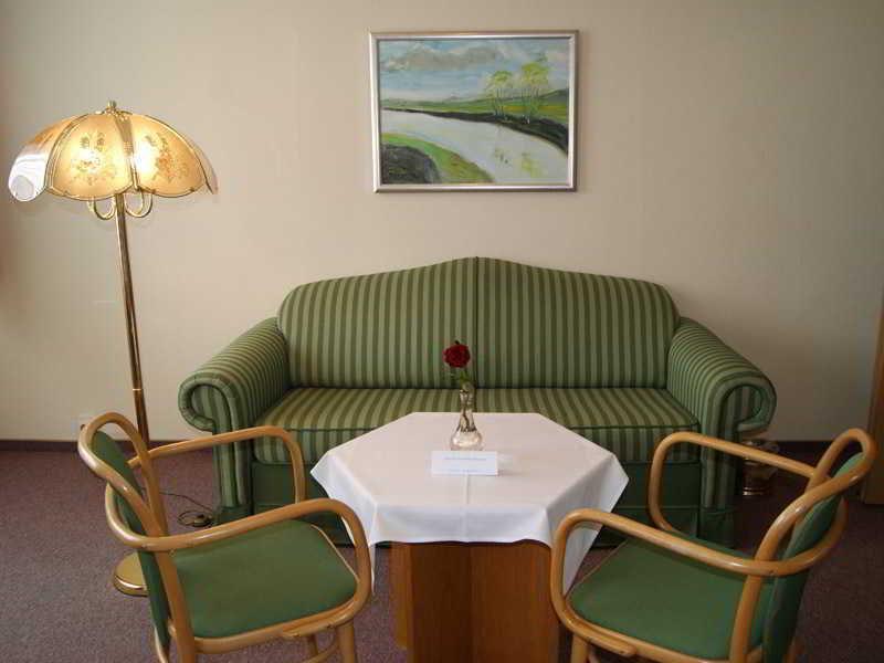 Hotel Horizont Gmbh Neubrandenburg Dış mekan fotoğraf