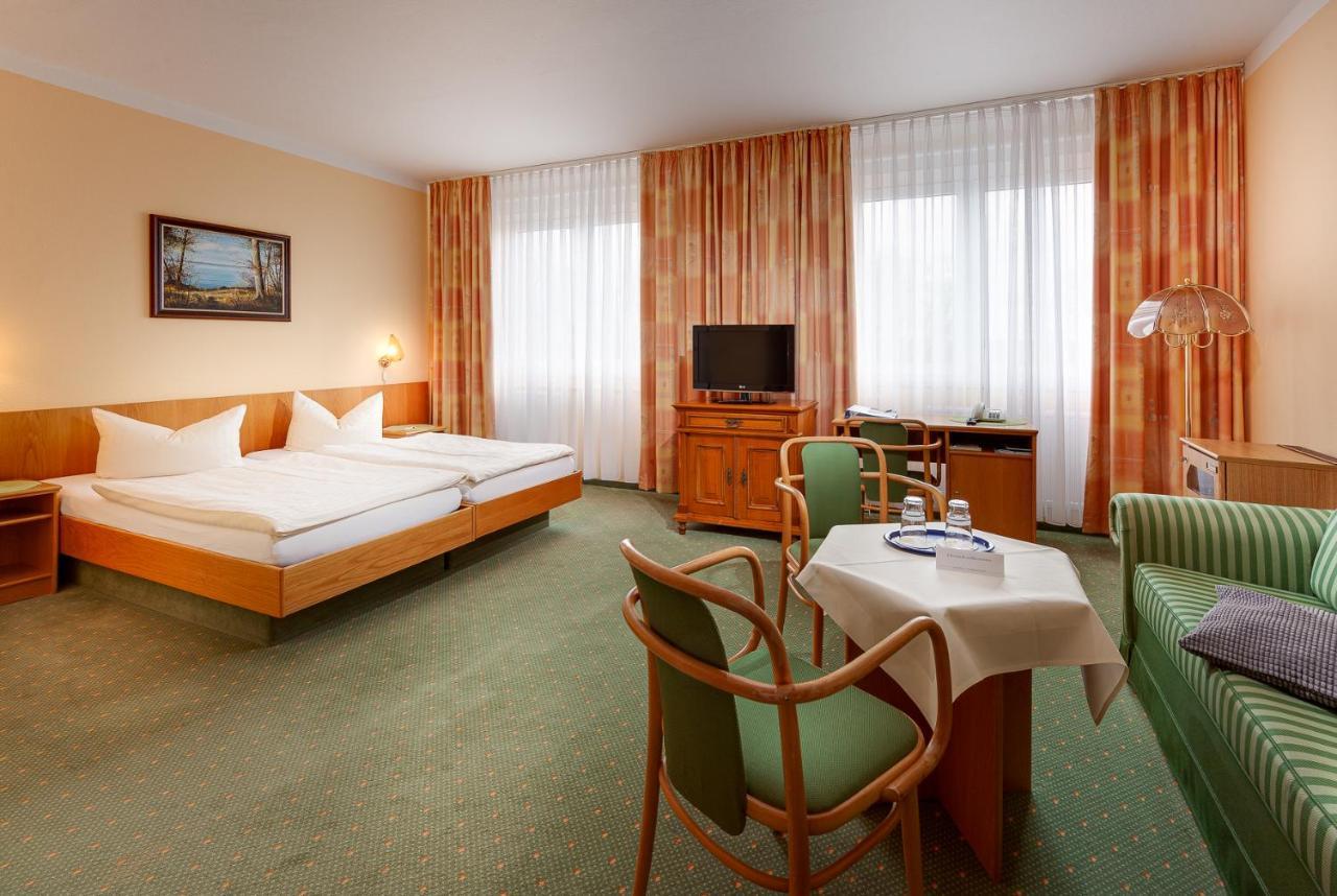 Hotel Horizont Gmbh Neubrandenburg Dış mekan fotoğraf