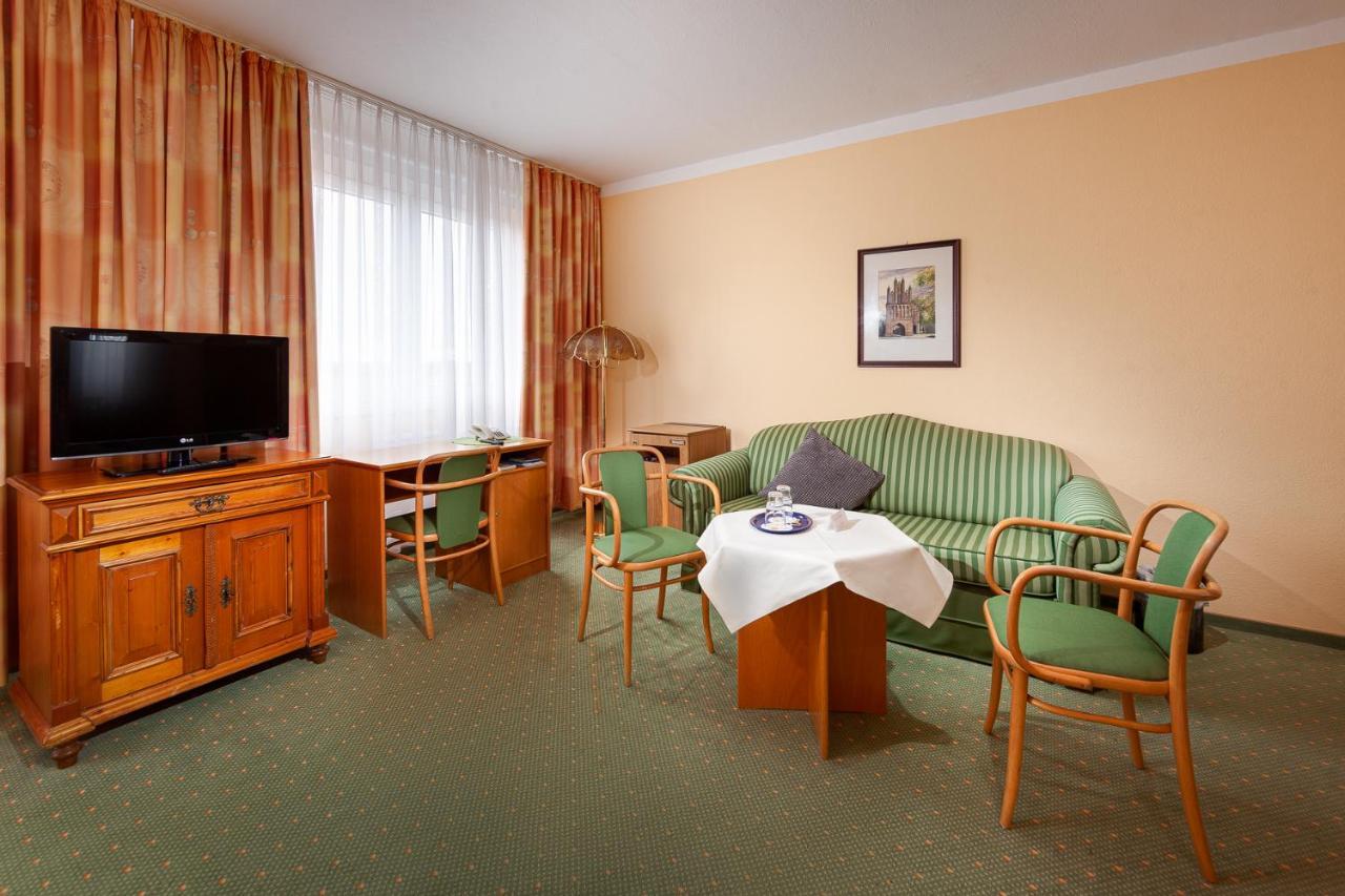 Hotel Horizont Gmbh Neubrandenburg Dış mekan fotoğraf